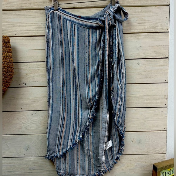 Tigerlily Blue and White Striped Midi Skirt Skirt Small - Picture 2 of 7